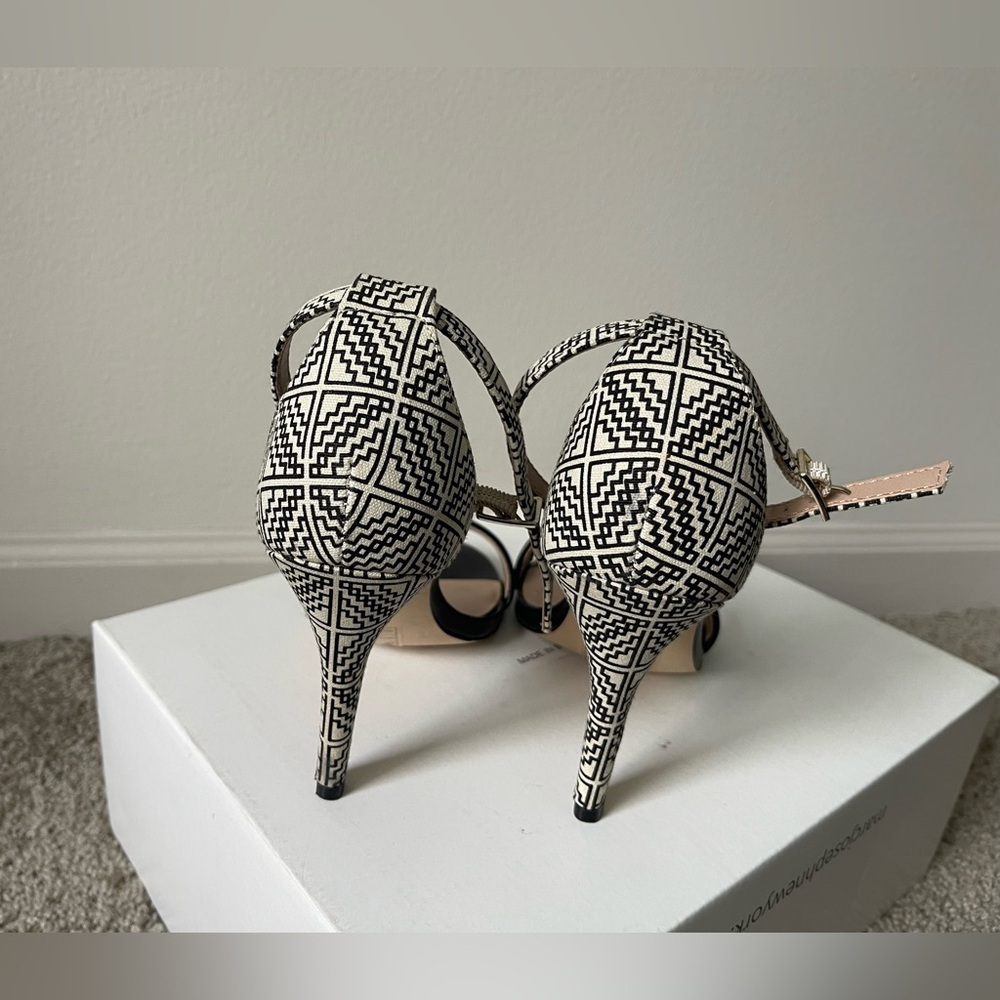 Mix No.6 Lina Women’s Black Faux Leather Ankle Strap High Heel Size 8.5 - Picture 5 of 9